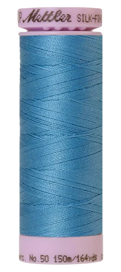 Amann Mettler Silk-finish cotton naaigaren | 150m | Lichtblauw