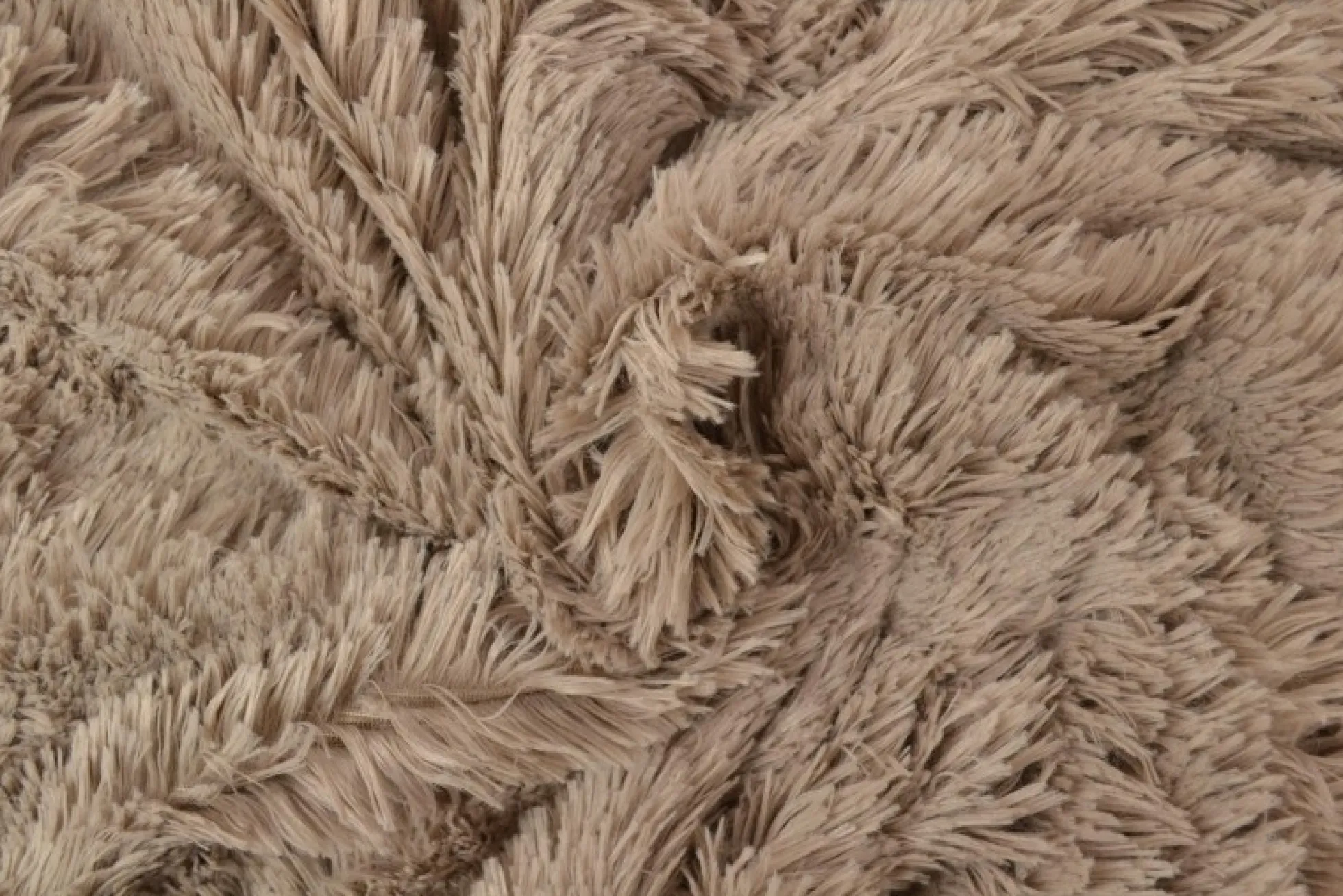 Bont langharig (Pluche / Fluffy) – Taupe