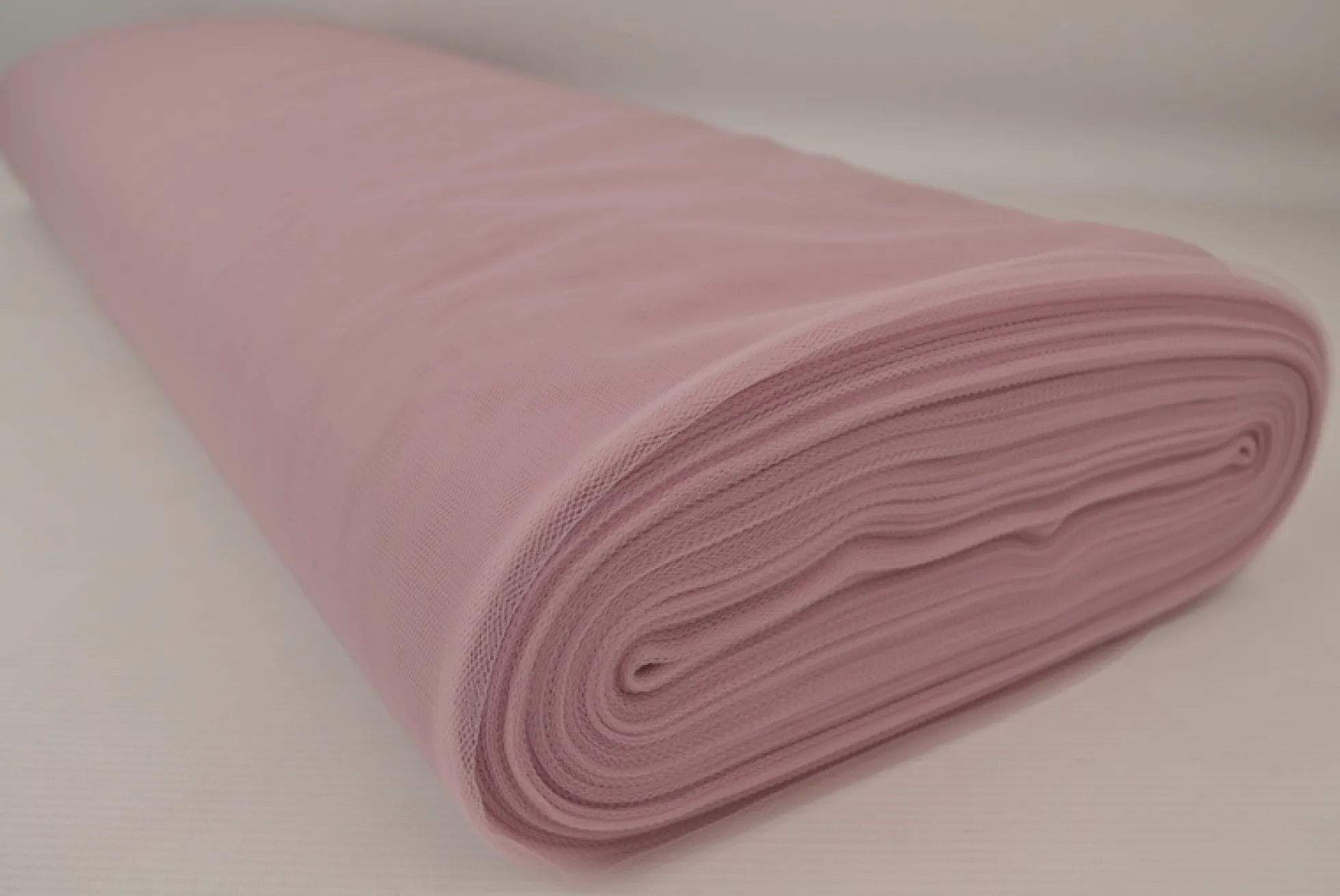 Brandvertragende tule soft – Dusky roze 280cm breed