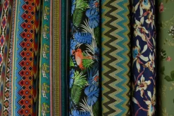 Canvas – Paisley olifant donker