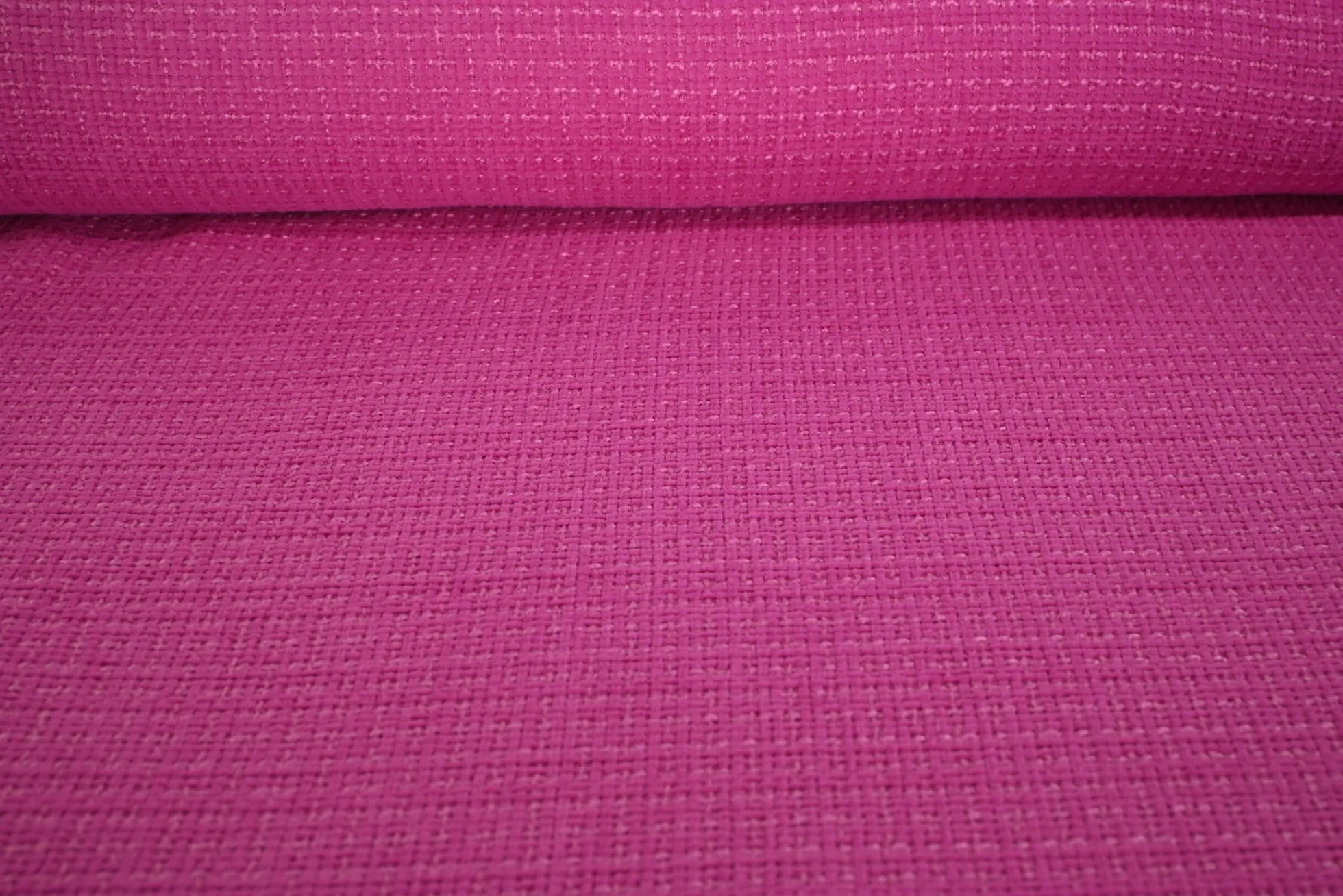 Chanel look bouclé – Fuchsia