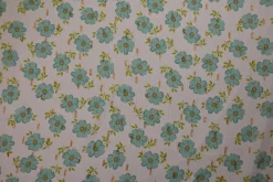 Chiffon – Green lurex leaves on baby pink