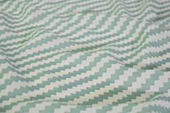 Chiffon – Minty zigzag lines