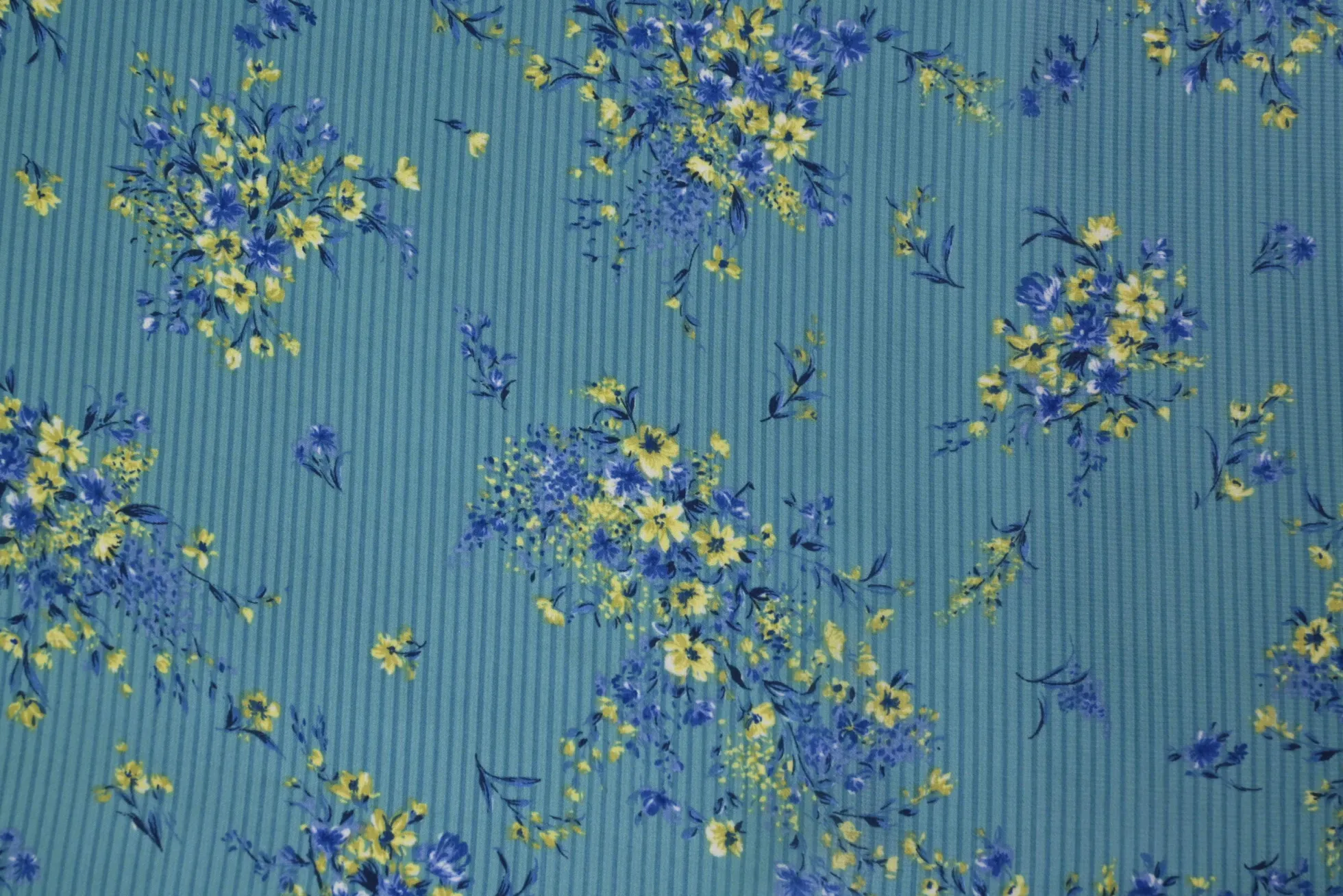 Chiffon – Turquoise meadow
