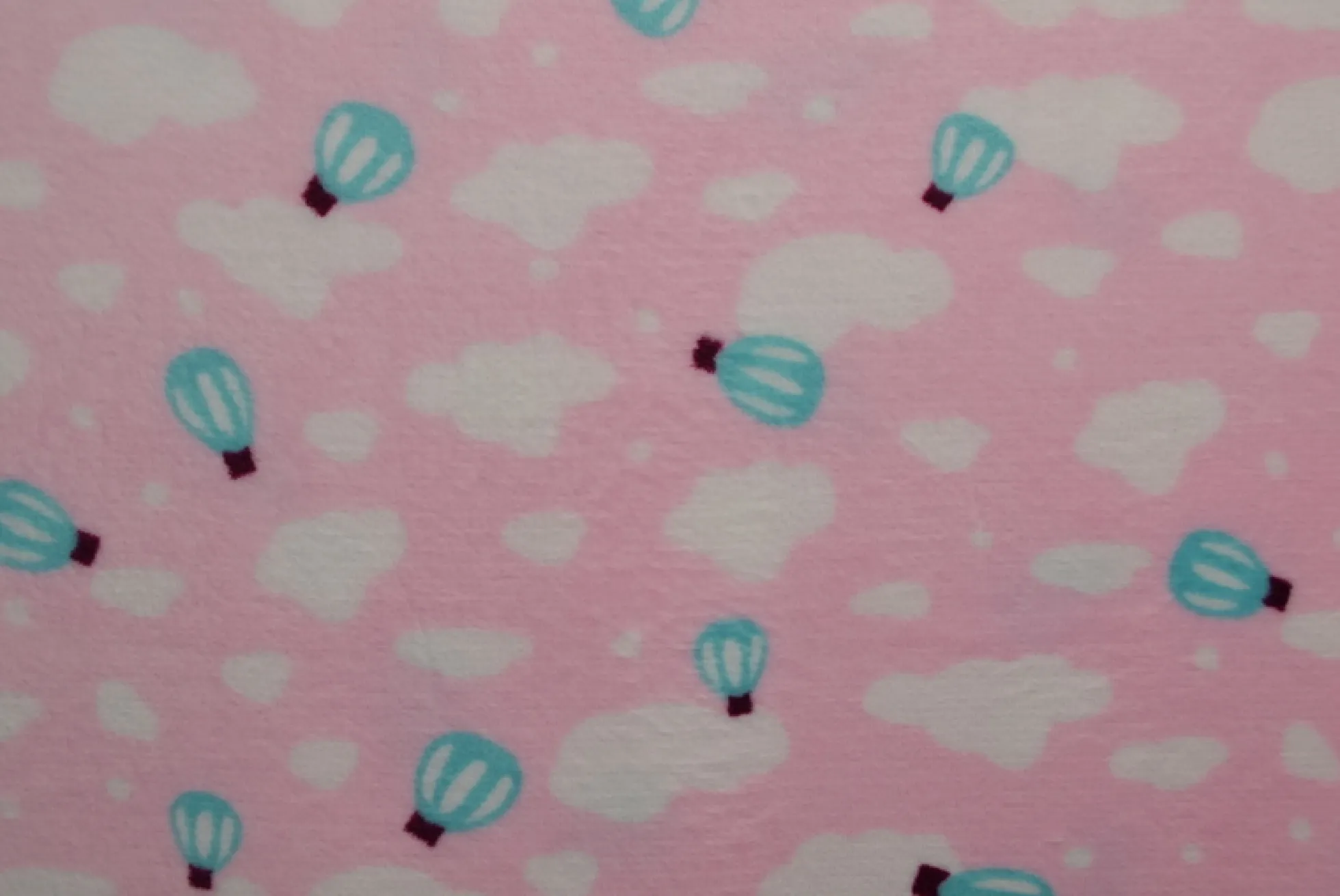 Coral Fleece – Balloons on pink