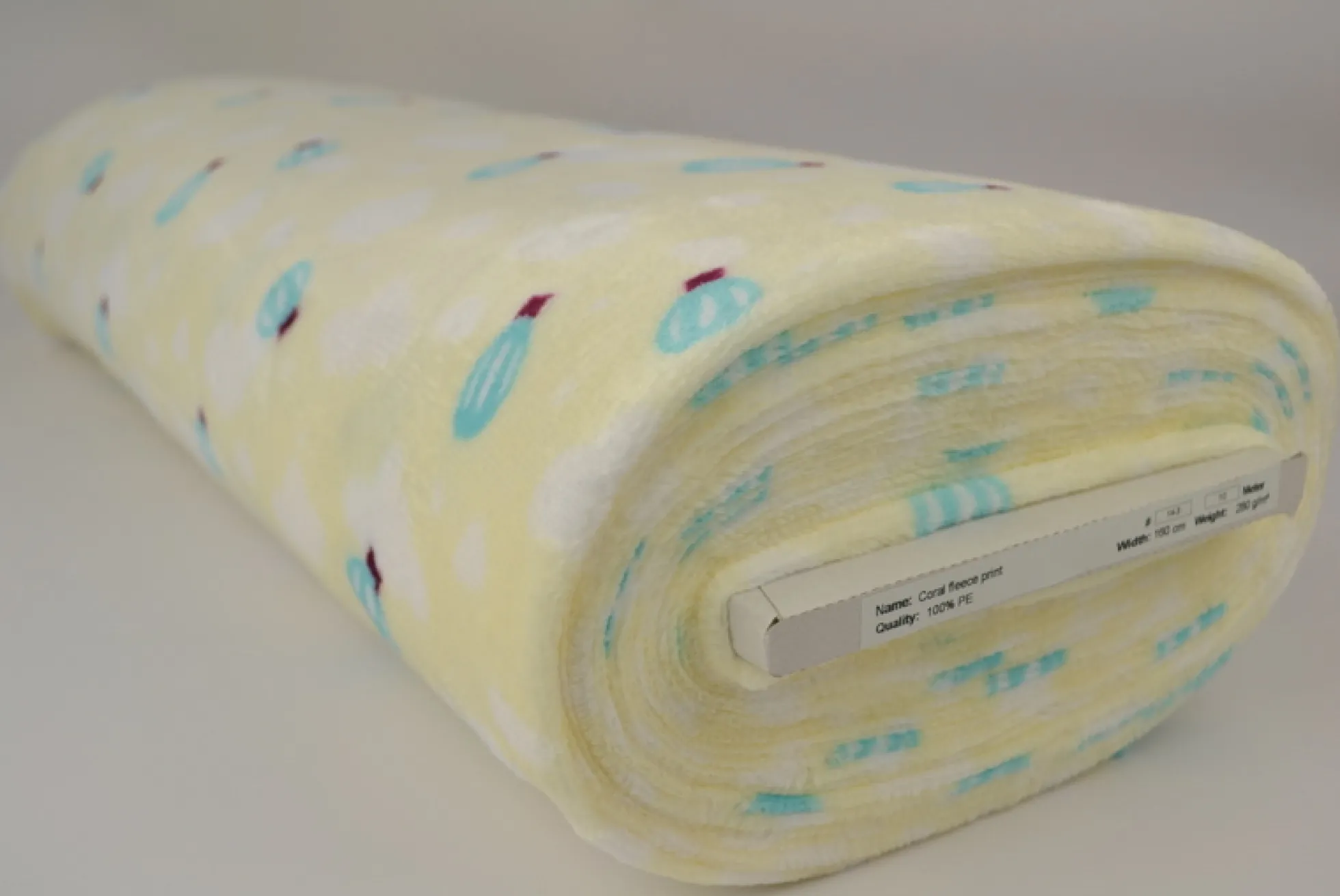 Coral Fleece – Balloons on soft yellow