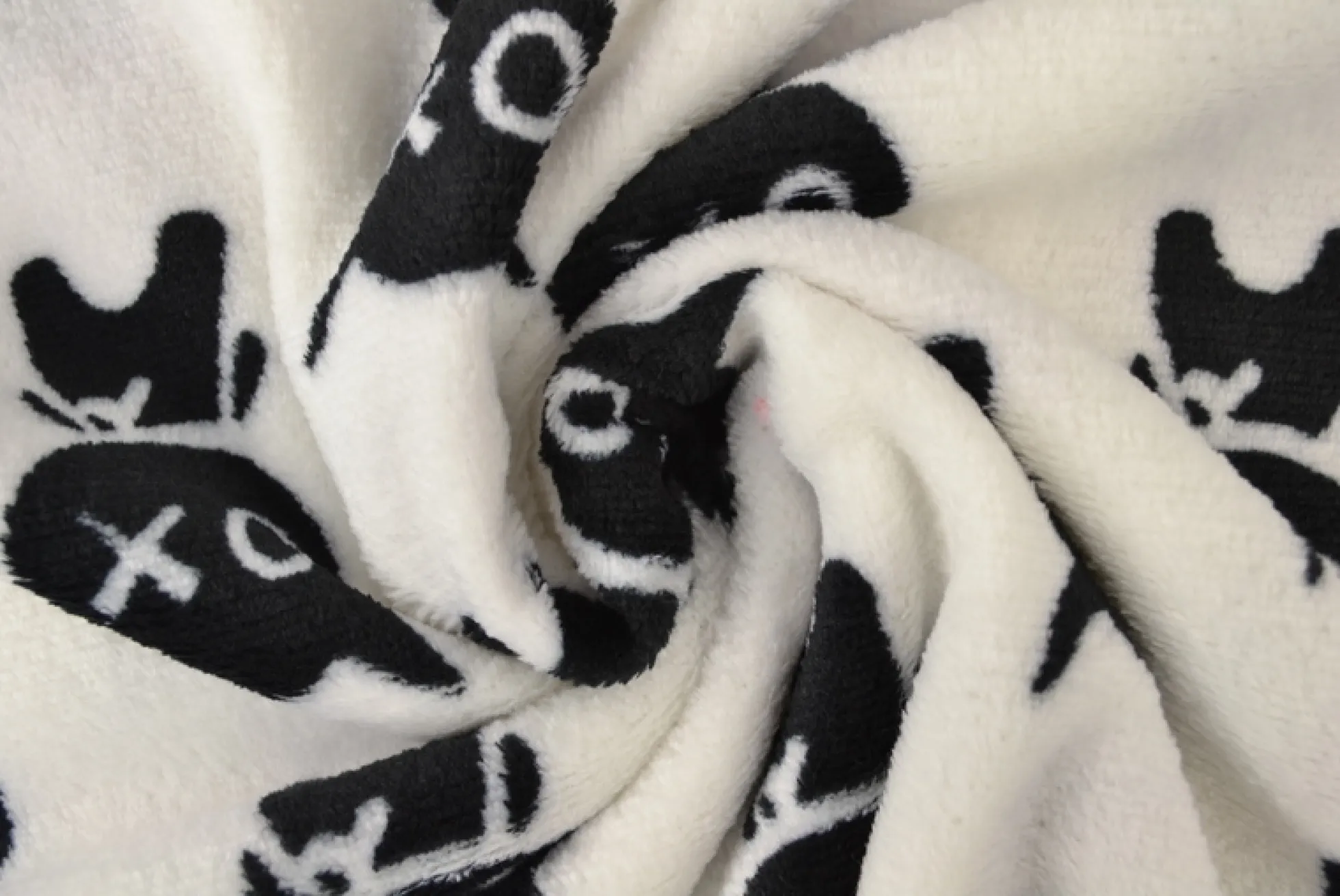 Coral Fleece – Devil XOXO