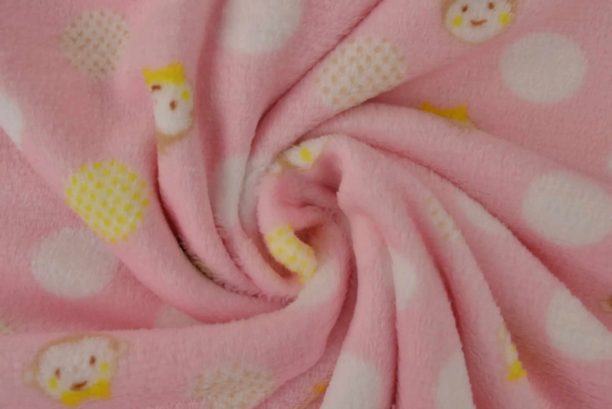 Coral Fleece – Monkey dots on pink