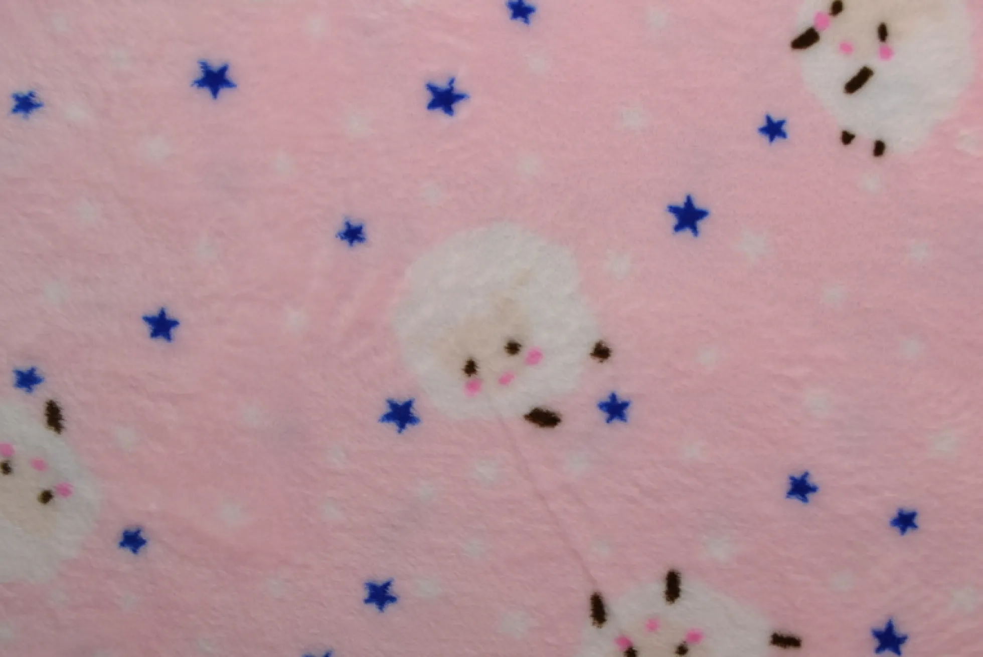Coral Fleece – Sheeps & stars on soft pink