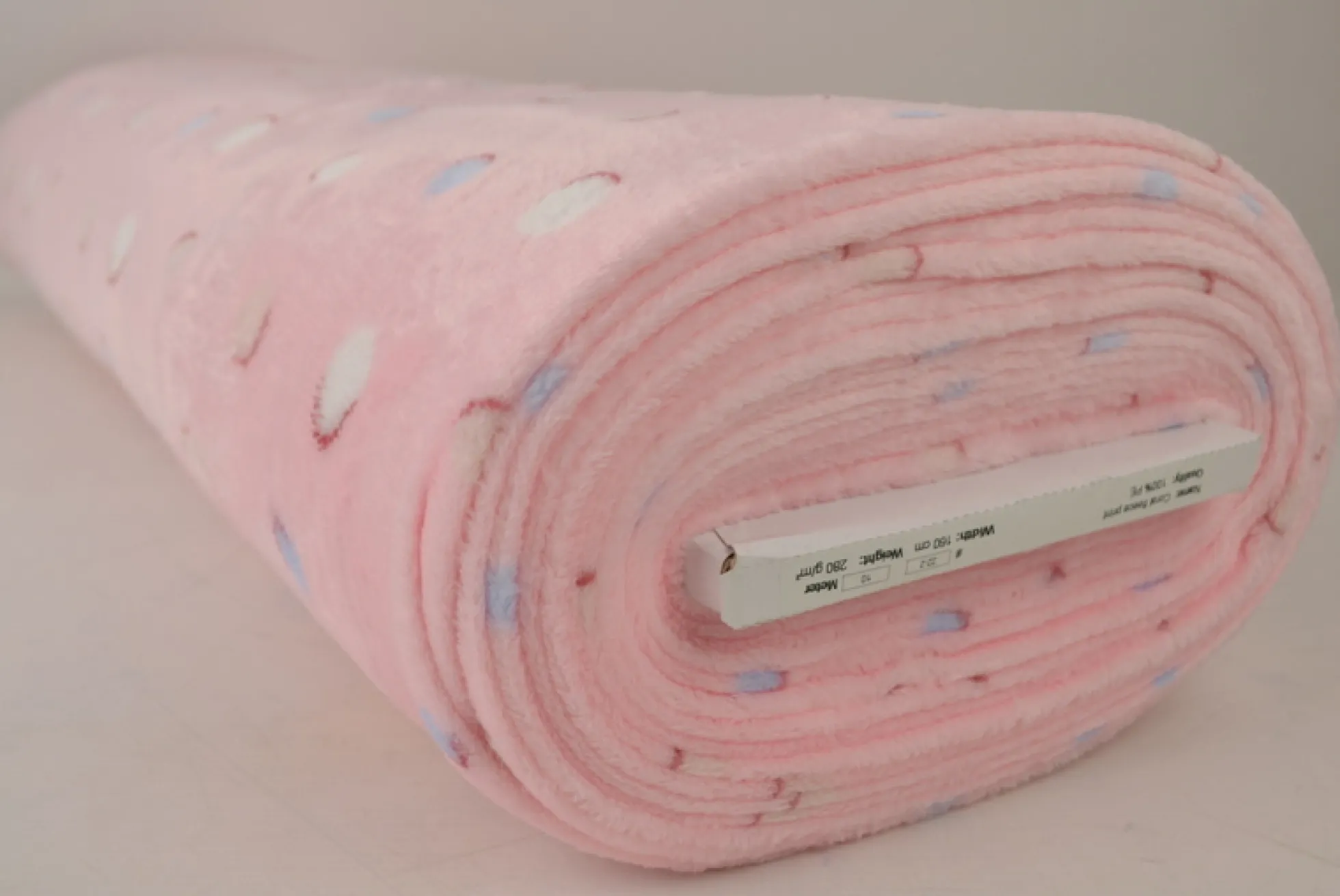 Coral Fleece – Spots on pink