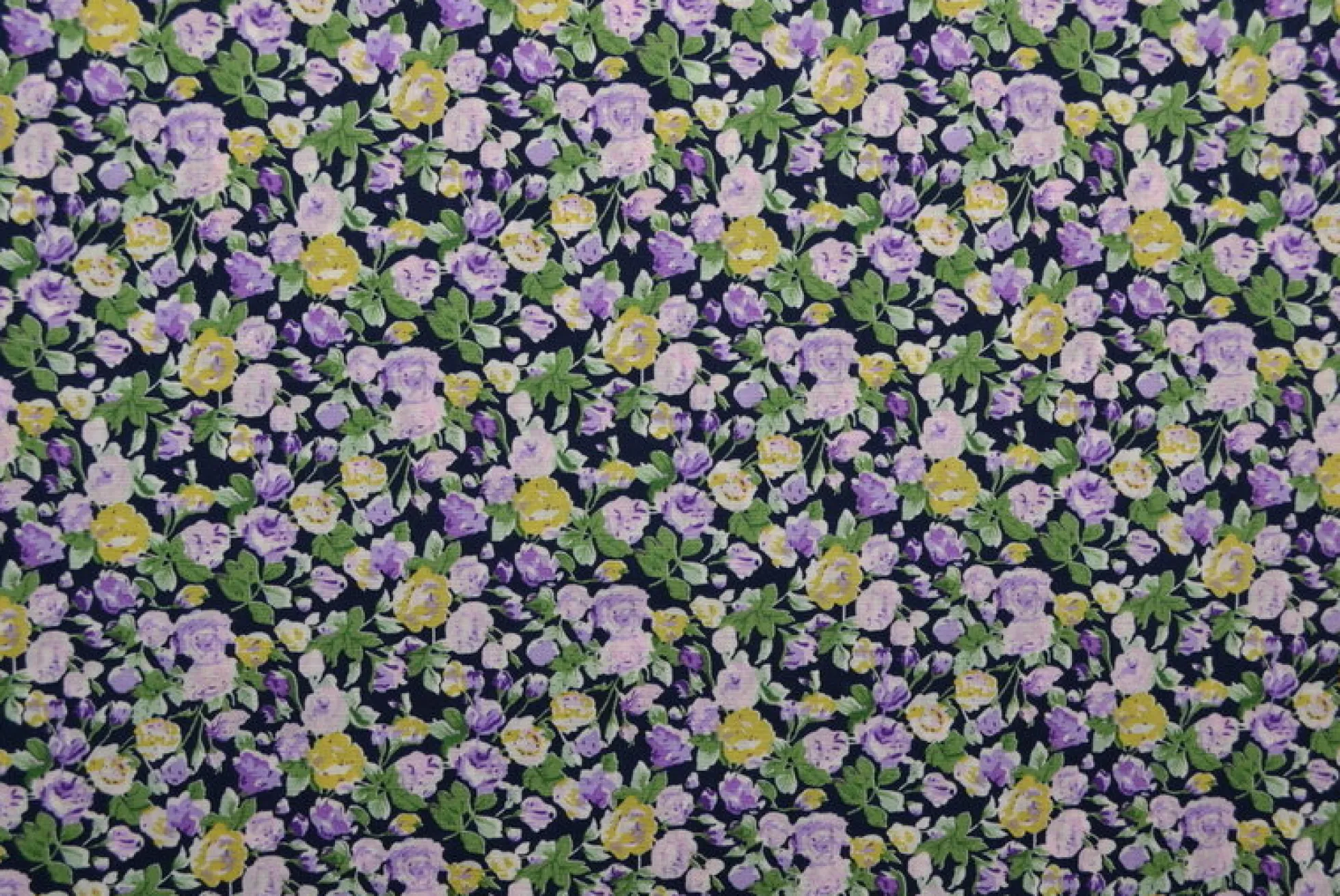 Coupon 170cm x 150cm | Katoen poplin – Retro bloemenprint paars en geel op navy