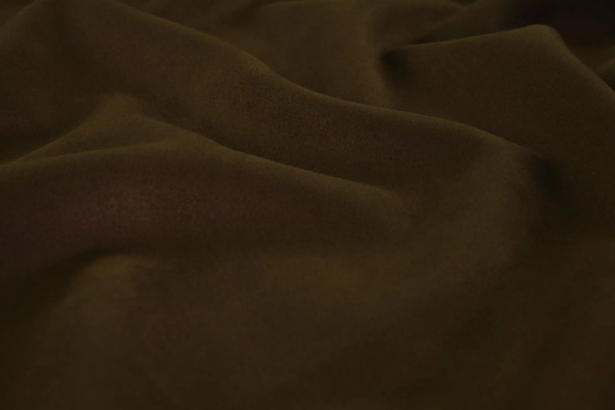 Coupon 150cm x 155cm | Stretch suedine / Alcantara – Bruin