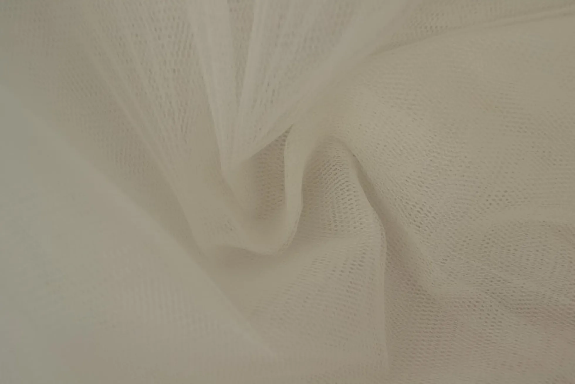 Coupon 100cm x 150cm | Tule – Gebroken wit