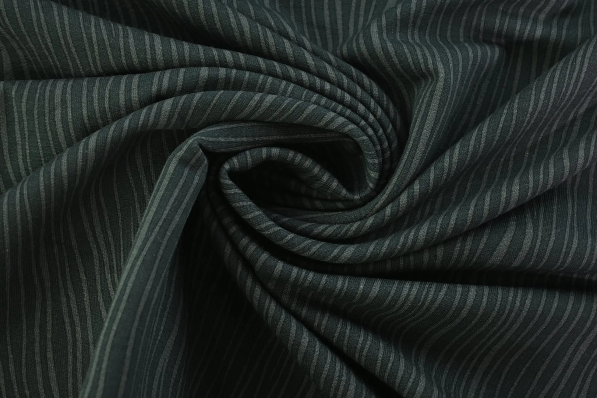 French terry – Charcoal Wavy Lines