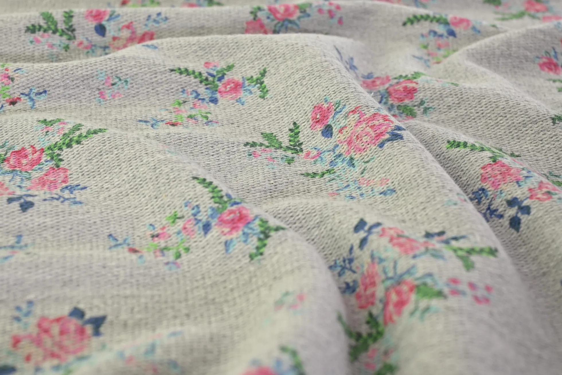 French terry – Linen Rose Meadow