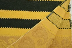 Jacquard Gobelin – Golden paisley