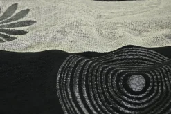 Jacquard Gobelin – Graphic flower black