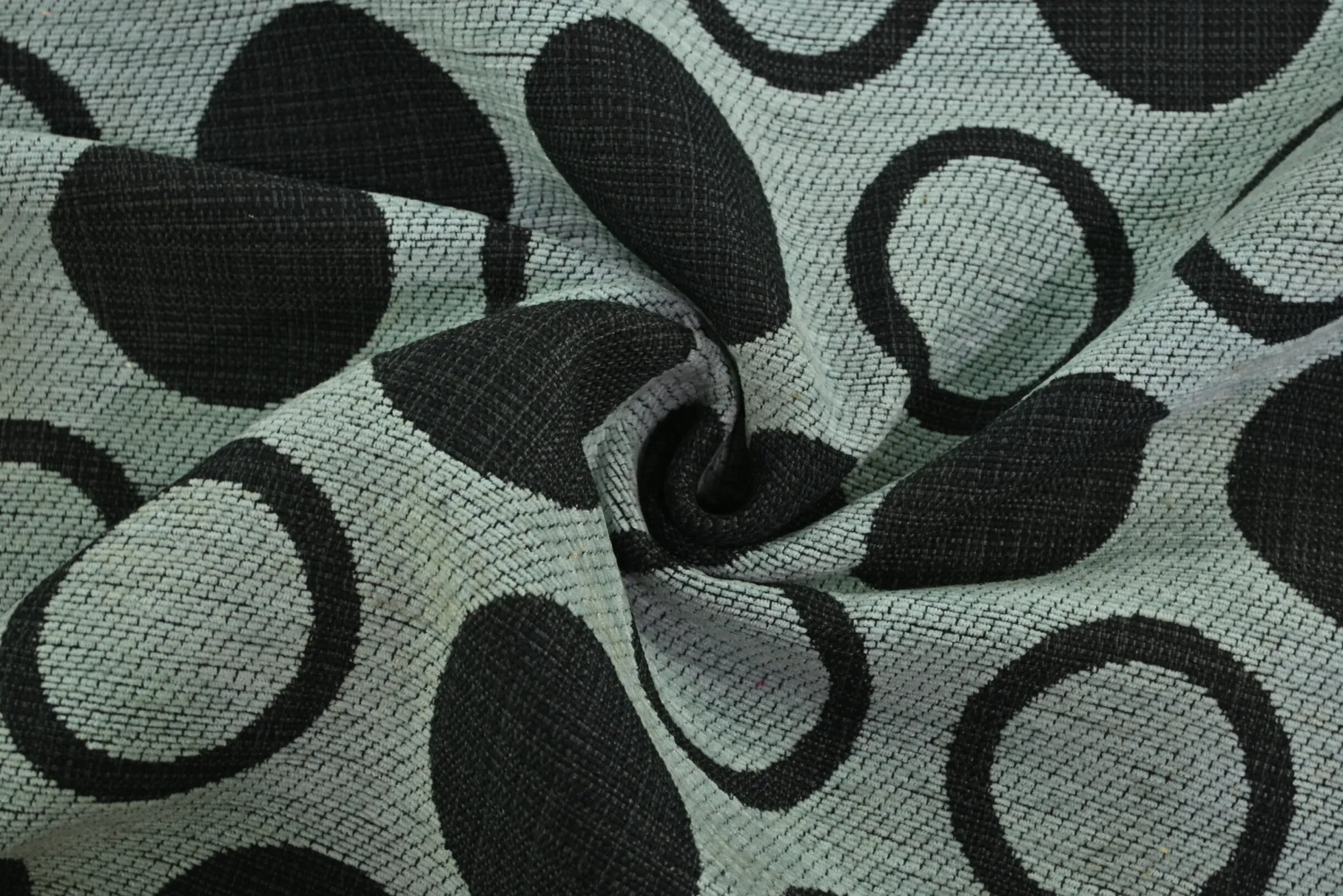Jacquard Gobelin – Grey dot black