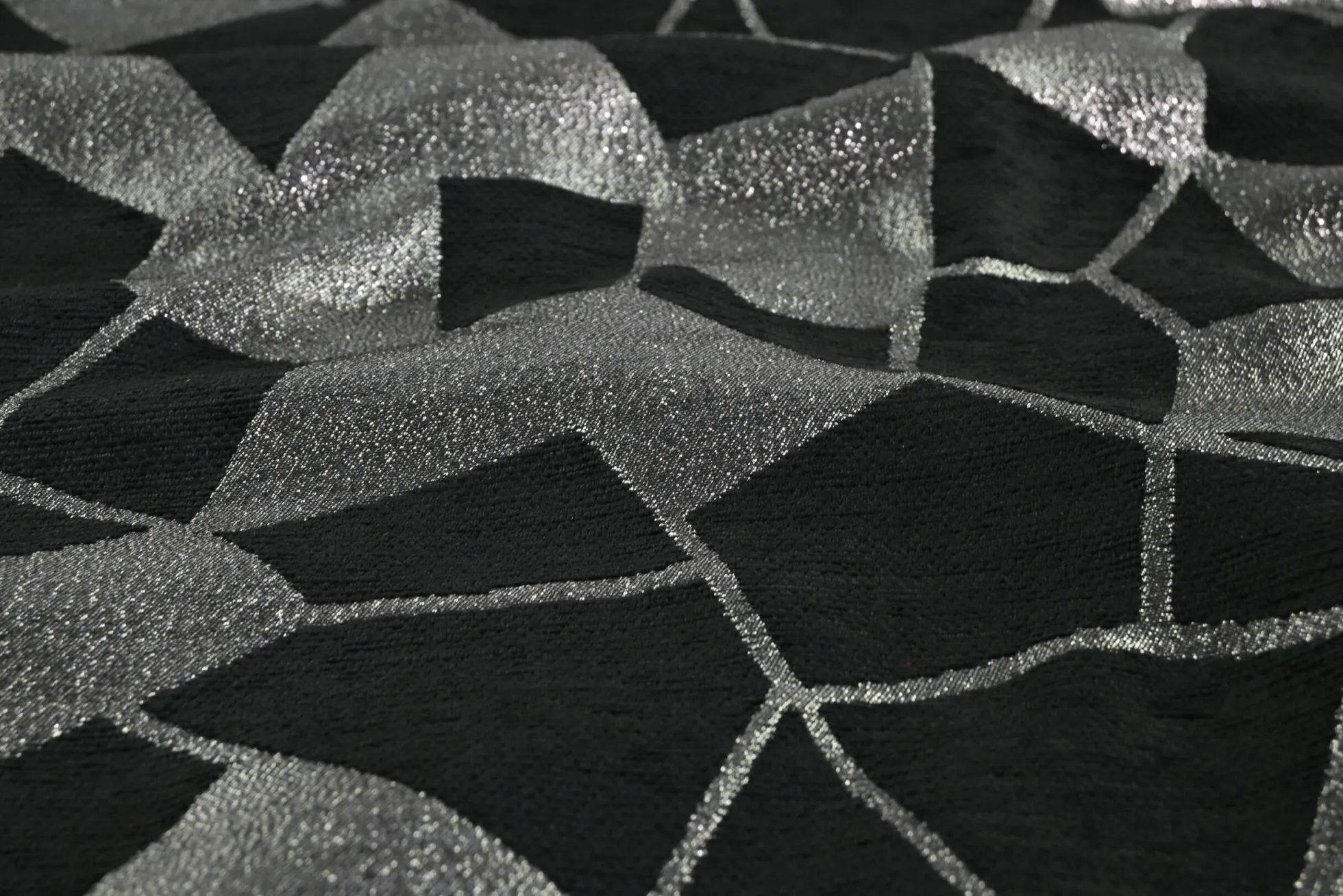 Jacquard Gobelin – Grey geometric brocade