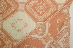 Jacquard Gobelin – Peach classic tile