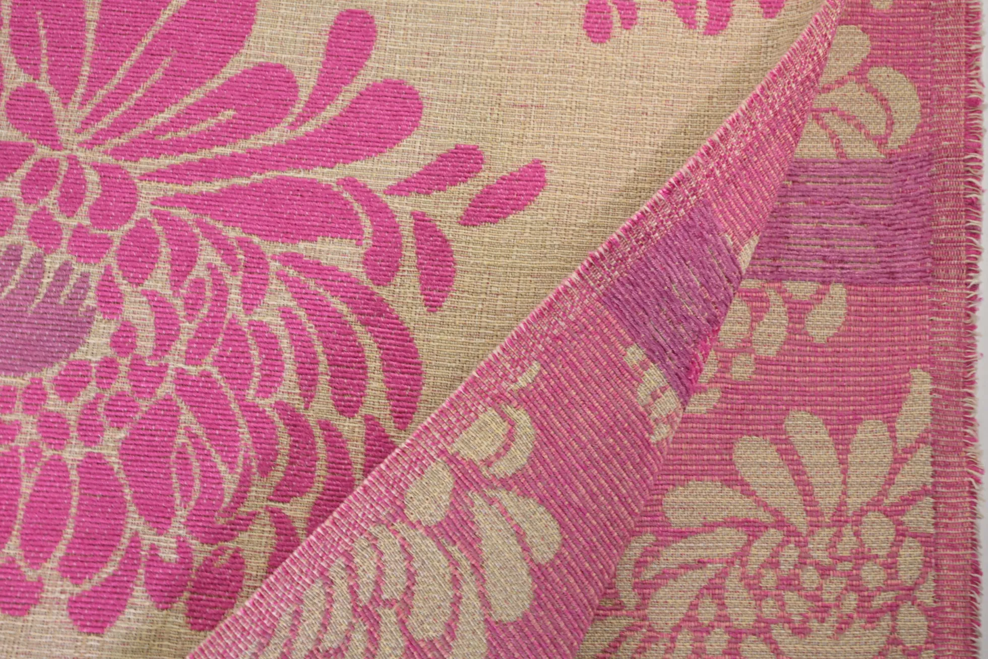 Jacquard Gobelin – Pink flower natural