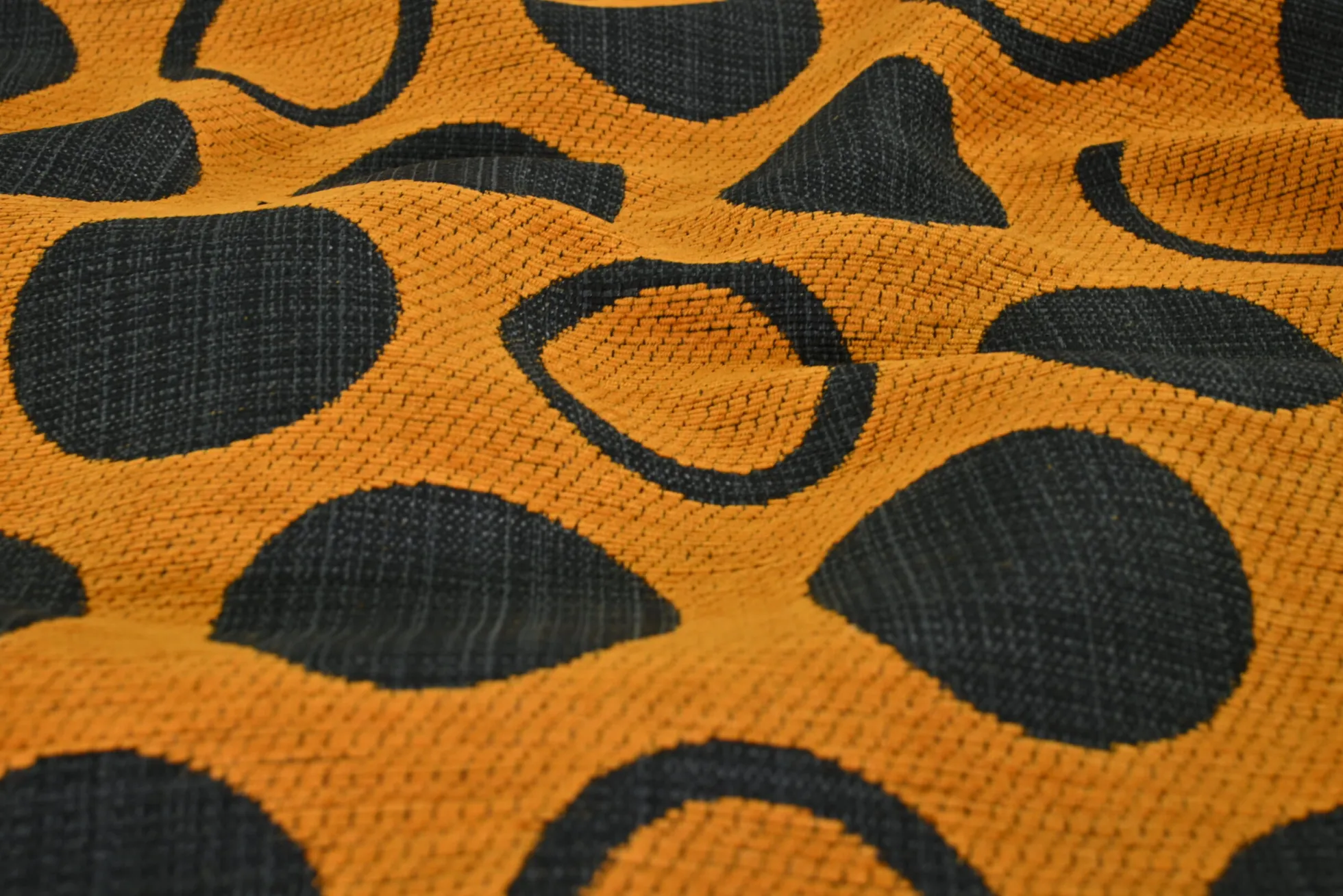 Jacquard Gobelin – Retro circles orange & black