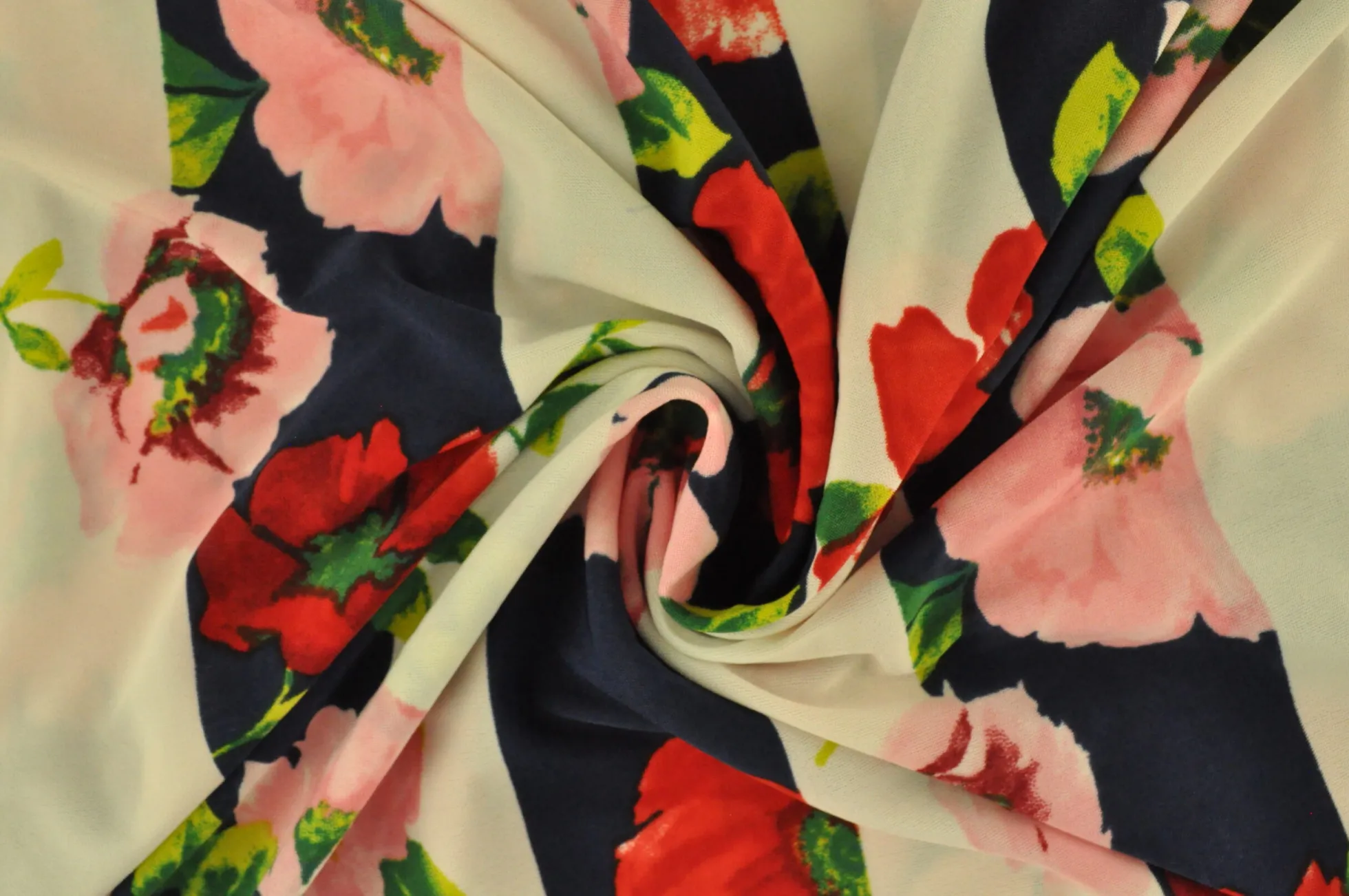 Jersey 4-way stretch – Pink & red poppy on navy stripes