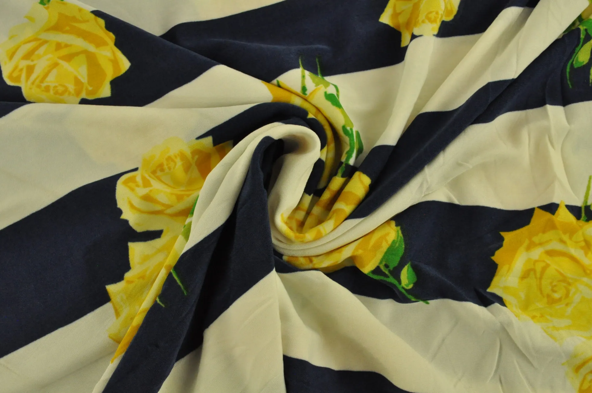 Jersey 4-way stretch – Yellow roses on navy stripes