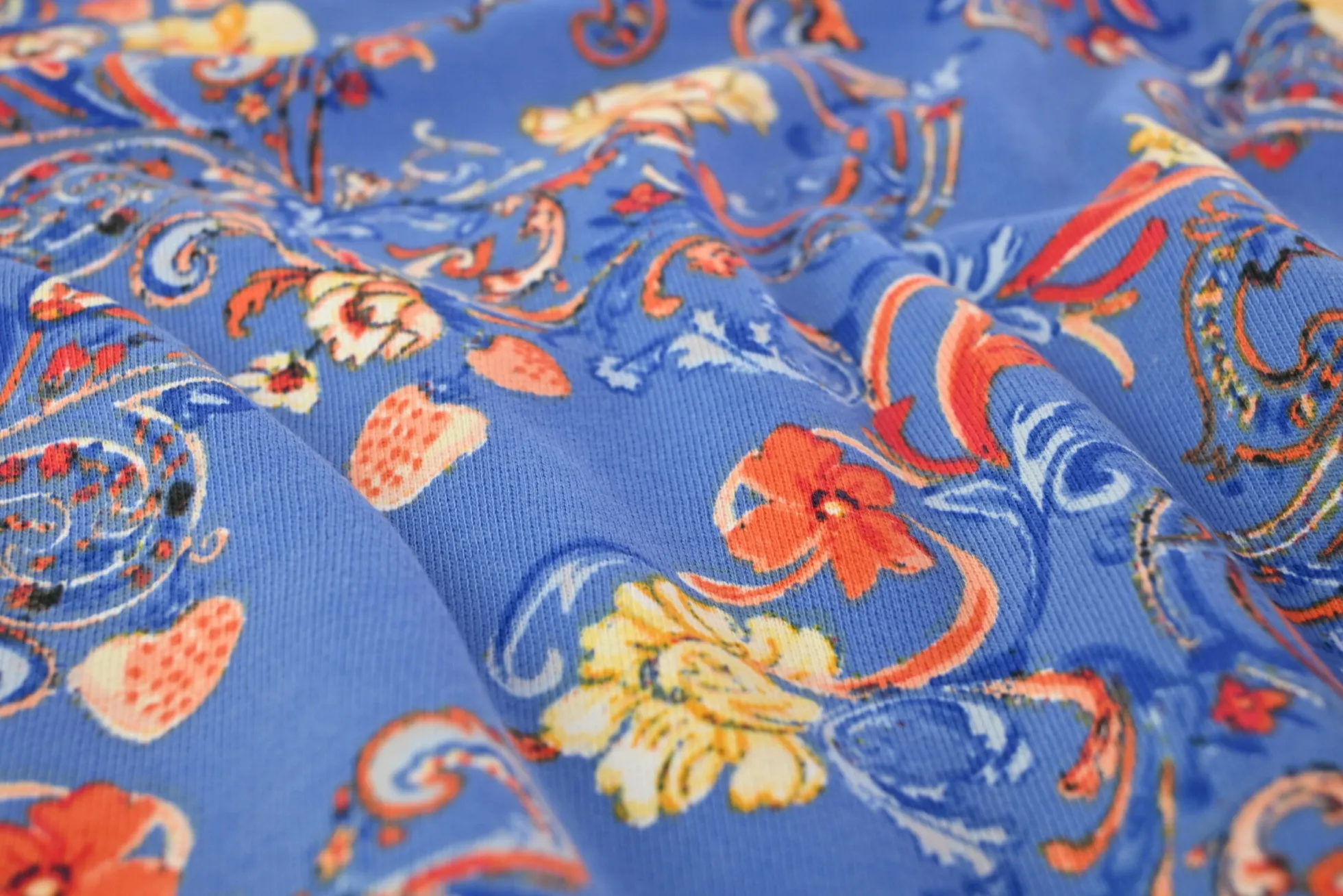 Jogging – Royal Paisley