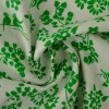 Katoen poplin – Bloemen en vogeltjes groen op wit