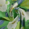 Katoen poplin – Bloem met bladeren groen