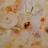 Katoen poplin digitaal – Roses & butterflies gold