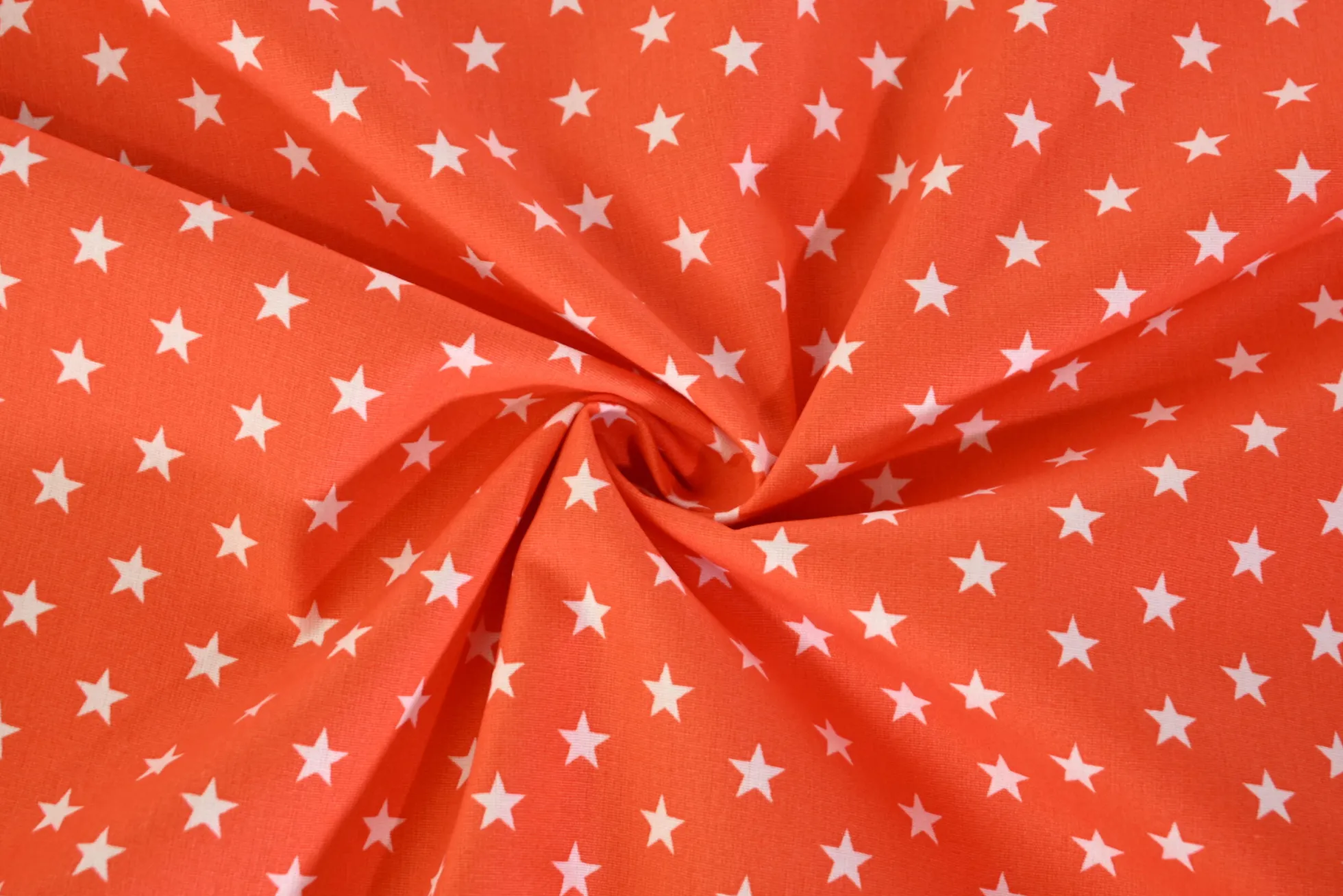 Katoen poplin – Stars on orange