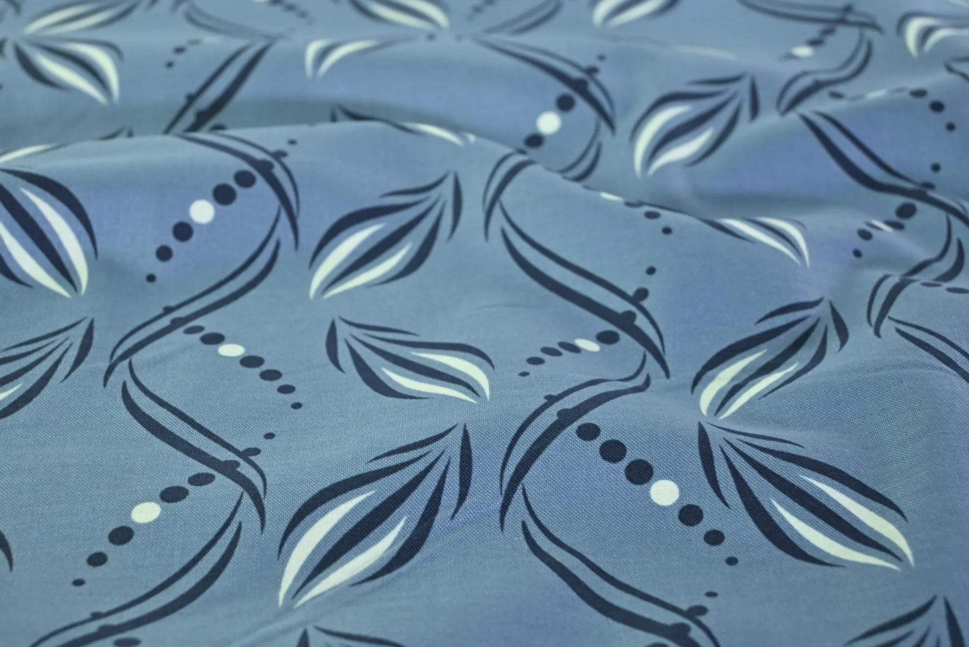 Katoen poplin – Twilight Leaves