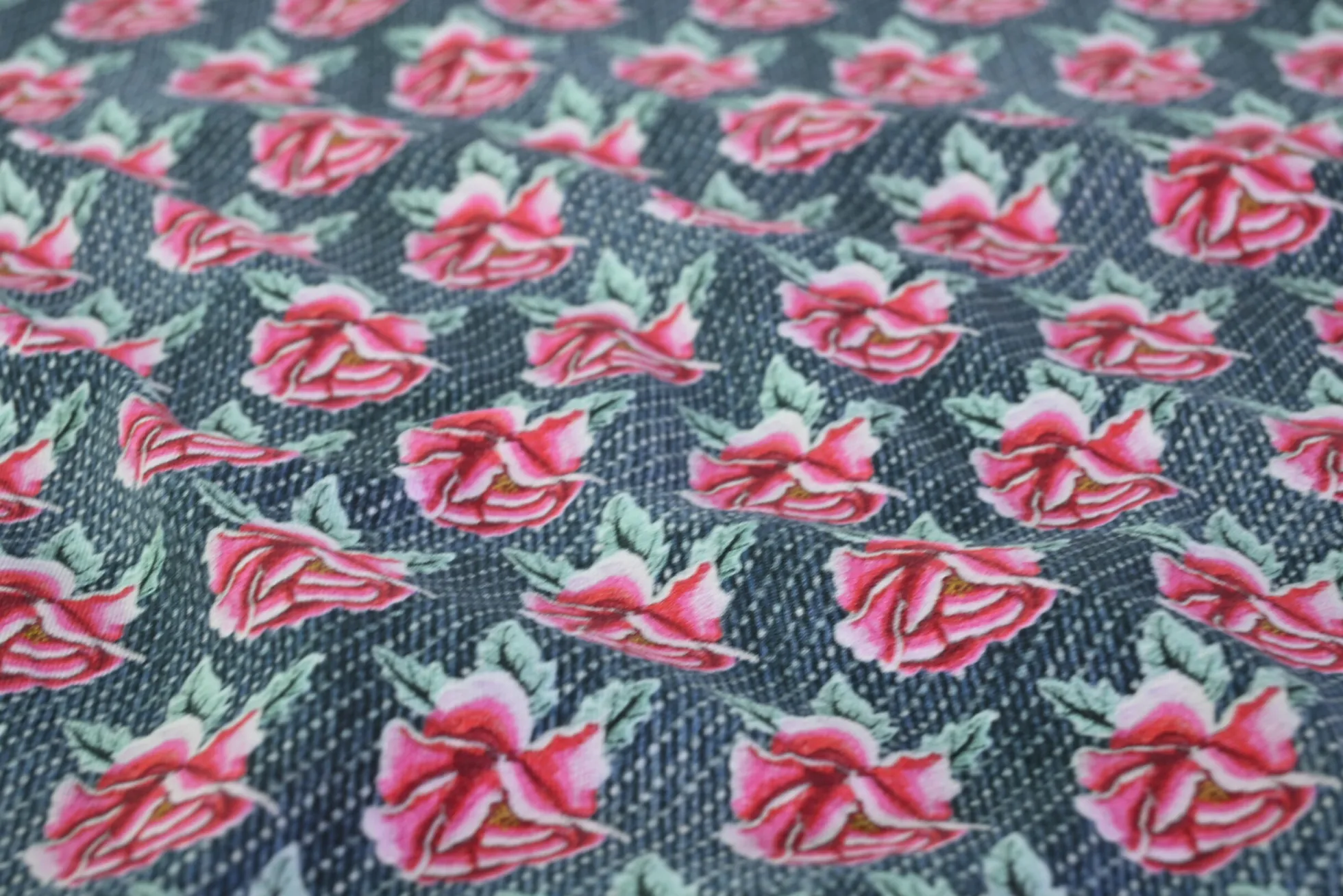 Katoen tricot – Denim Roses