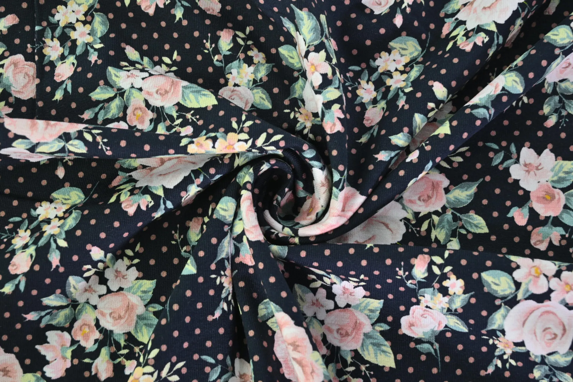 Katoen tricot – Midnight Rose Bouquet