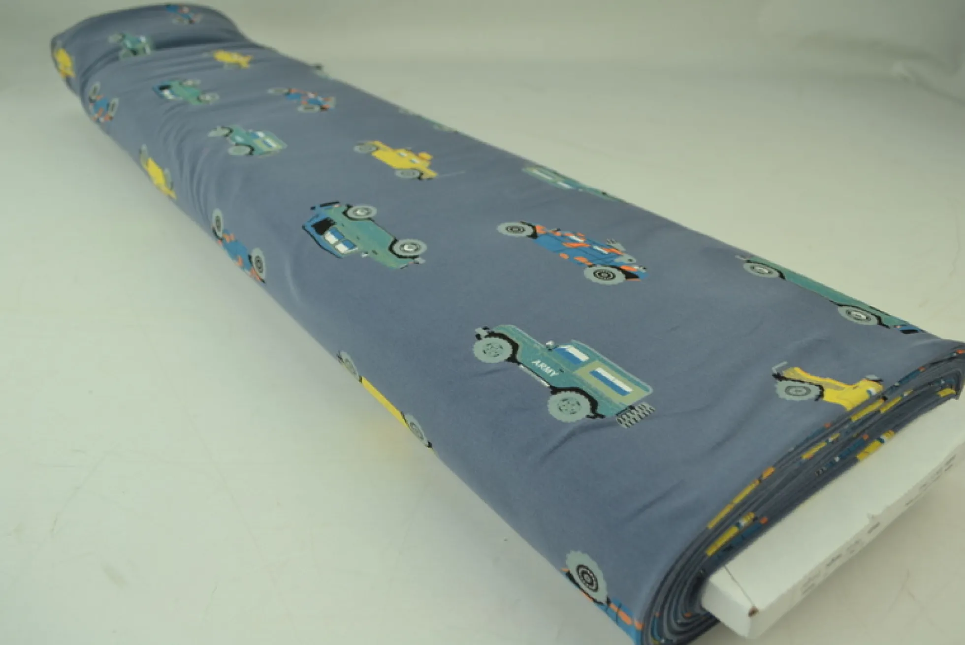Katoen tricot Royal – Stoere auto’s donkergrijs