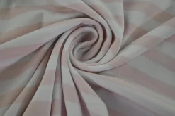Katoen tricot – Wit met licht zalm gestreept