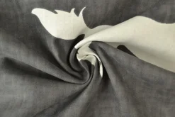 Linnenlook katoen – White horse on dark