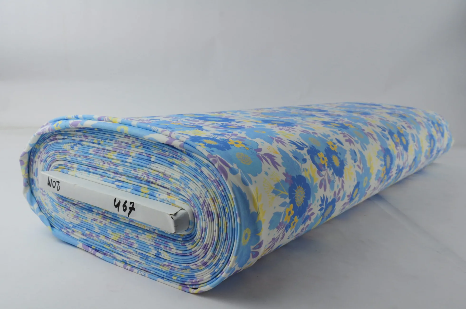 Lycra – Blue blossom garden