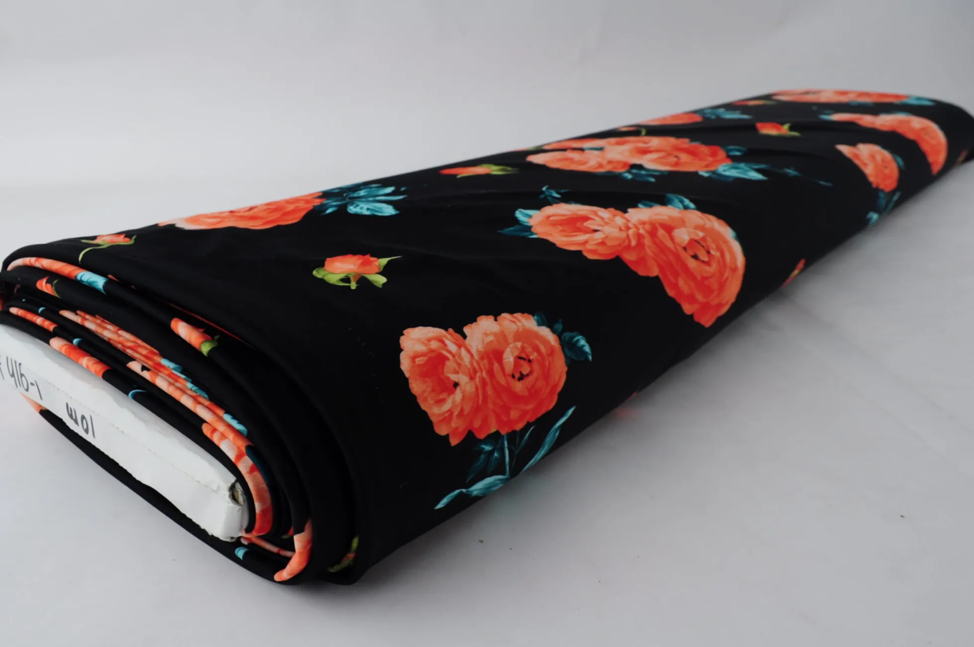 Lycra – Midnight roses