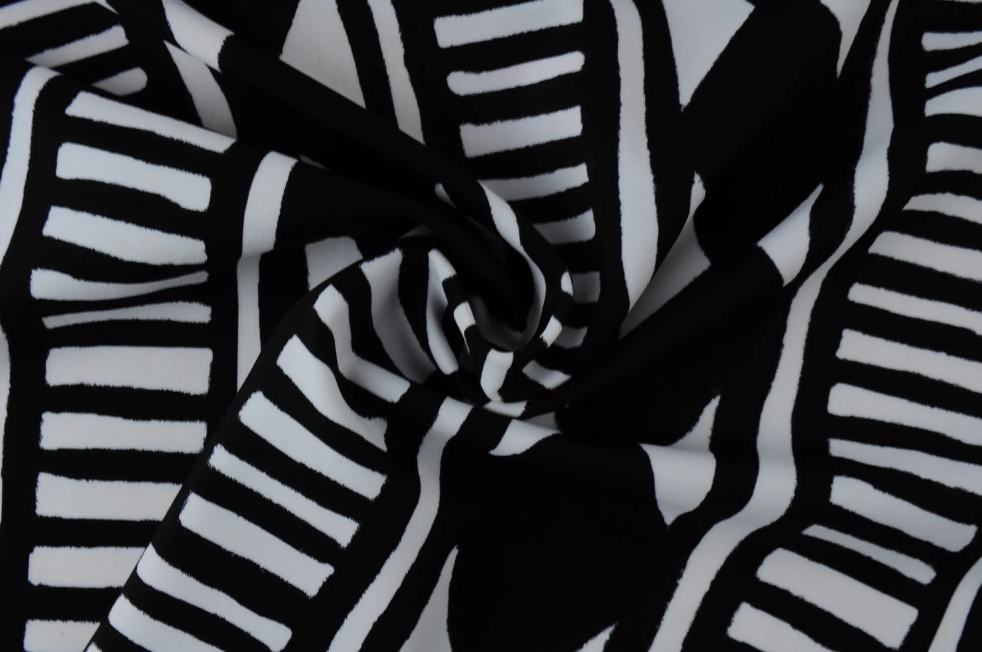 Lycra – Monochrome stripes
