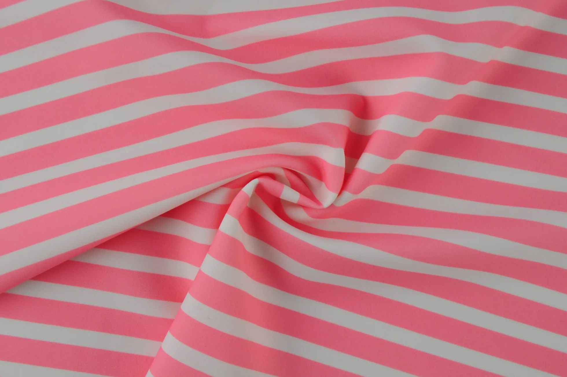 Lycra – Pink stripes
