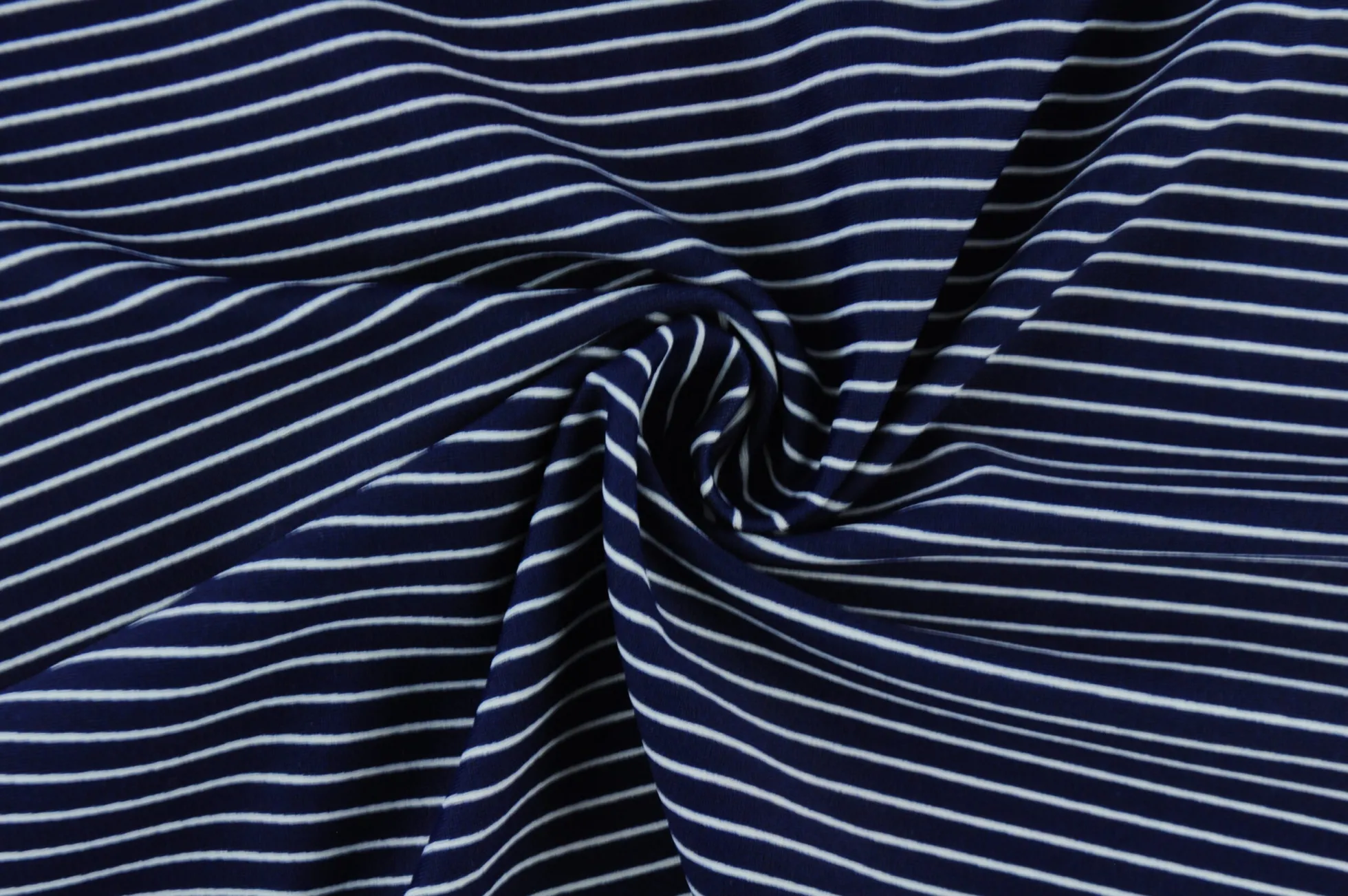 Lycra – Small stripes navy