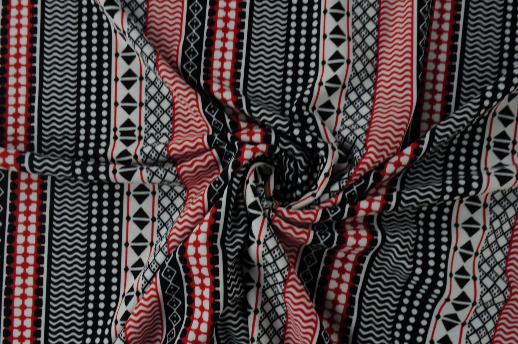 Lycra – Tribal rhythm panelen 90cm