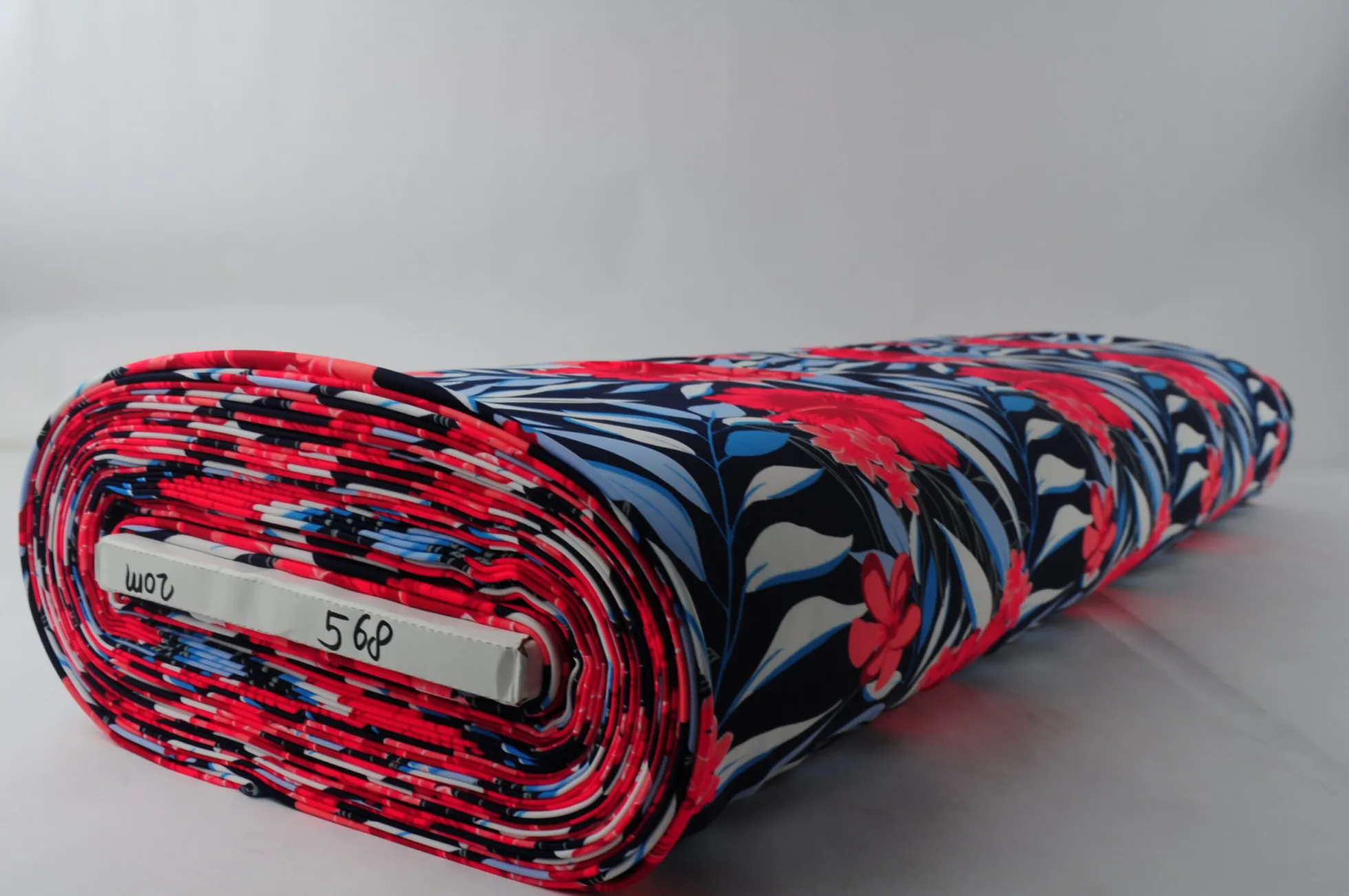 Lycra – Tropical blossom navy