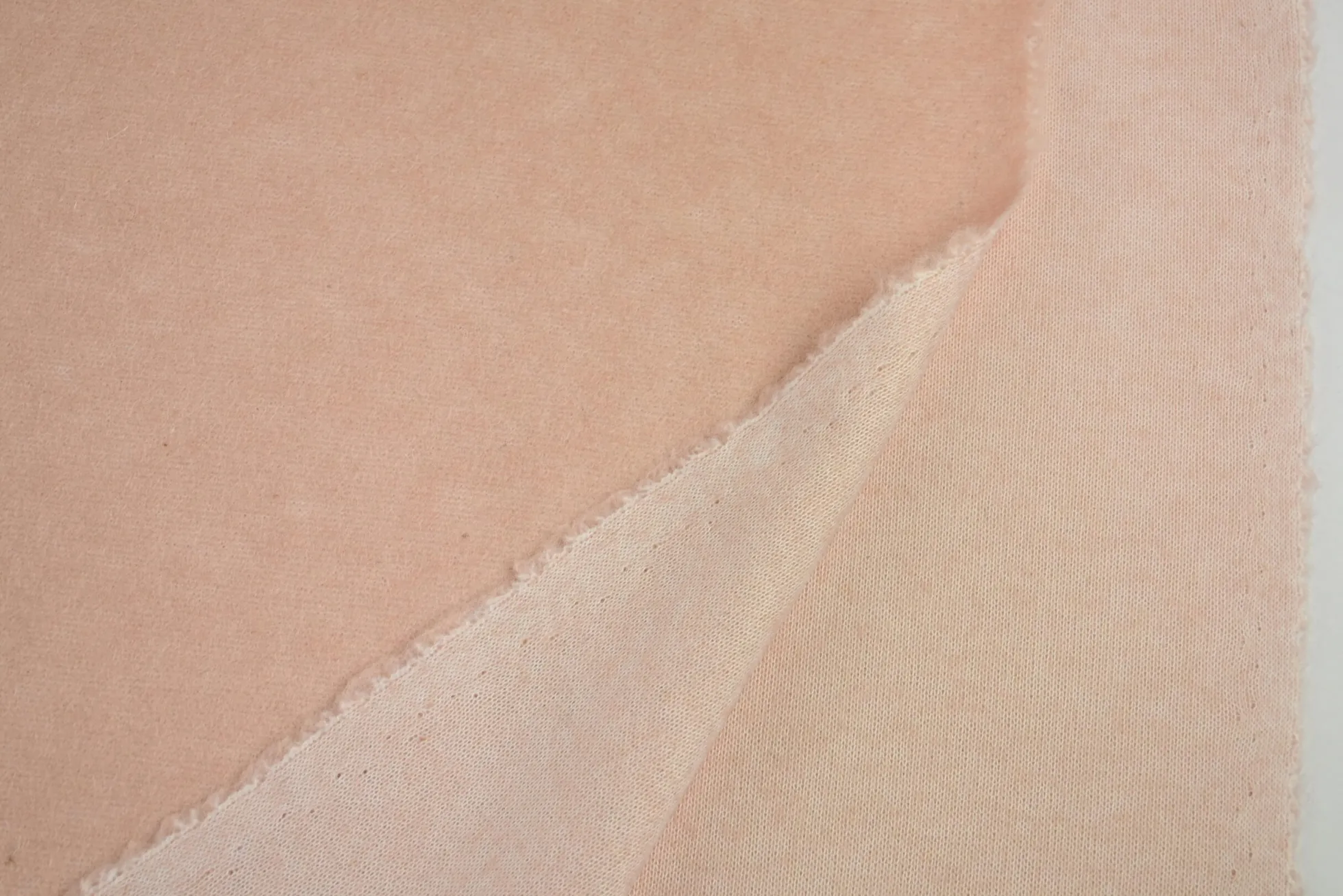 Mantelwol brushed – Babyroze
