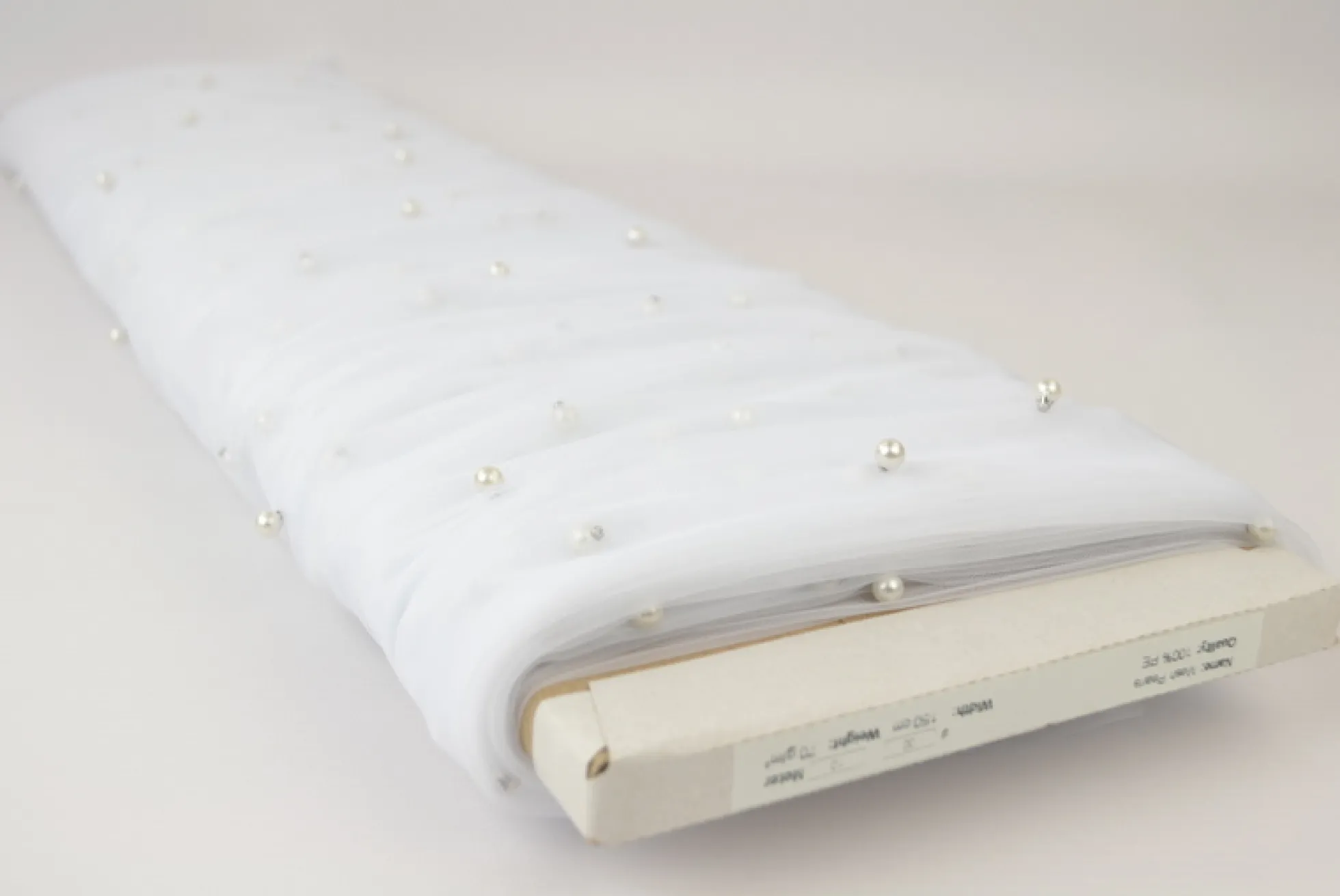 Mesh pearls – Wit geborduurd