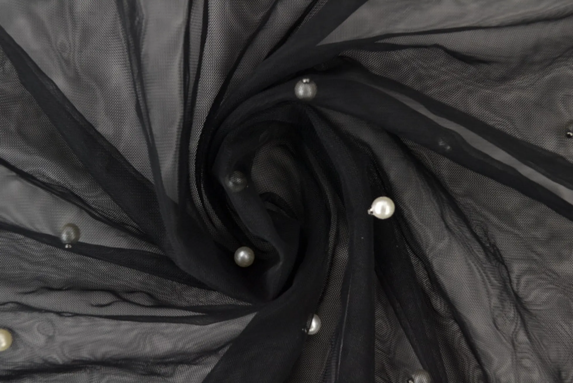 Mesh pearls – Zwart geborduurd