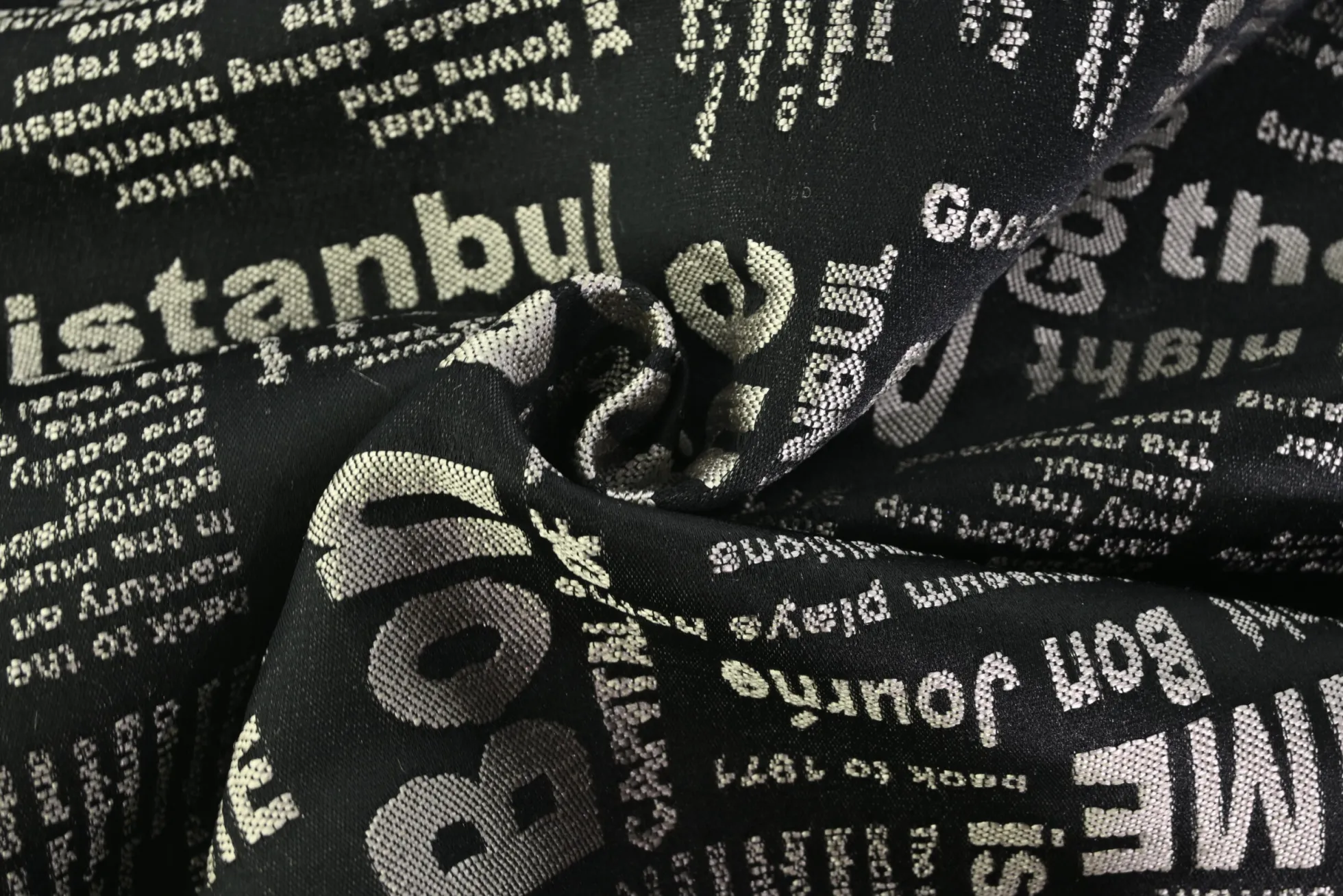 Meubelstof / Outdoor – Zwart ‘Good Time’ jacquard